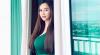 Aura Kasih Pakai Dress Ketat, Netizen : Seger Bener..