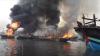 Belasan Kapal Terbakar di Pelabuhan Tegal, Damkar dan ABK Berjibaku Padamkan Api