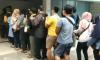  Antre Berjam-jam sejak Pagi, Warga Banyumas Kesal Tak Kebagian Minyak Goreng
