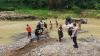 Evakuasi Dump Truck dari Sungai Cijurey Majalengka Berlangsung Dramatis