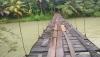 Jembatan Gantung Sungai Cibugel Sukabumi Rusak Parah, Bahayakan Pelintas