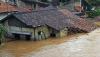 Air Sungai Meluap, Banjir 2 Meter Terjang Ratusan Rumah Warga Bandarlampung