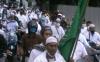 Ribuan Warga di Mataram Turun ke Jalan, Desak Menag Yaqut Dicopot 