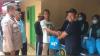 Jelang Ramadan, Perantauan dari Pekalongan Ini Berbagi Sedekah di Kampung Halaman
