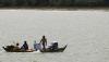Mobil Barang Tenggelam ke Laut saat Kapal Angkut Dihantam Ombak Besar di Aceh - Bagian 1
