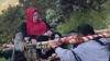 Berlebaran di Rumah, Mbok Yem Ditandu Turun dari Puncak Gunung Lawu 