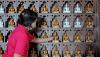 Pembersihan Patung Buddha Jelang Hari Raya Waisak - Bagian 2