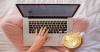 Dampak Buruk Main Laptop di Atas Kasur, Bikin Sirkulasi Udara Tidak Lancar