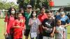 Shin Tae-yong jadi Sasaran Selfie Puluhan Bocah Usai Pimpin Latihan Timnas U-19 - Bagian 3