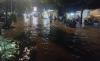 Jakarta Hujan Deras, Jalan Moh Kahfi 2 Jagakarsa Banjir Sebetis Orang Dewasa