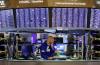 Wall Street Ditutup Beragam, Dow Jones dan S&P 500 Melonjak Ditopang Kinerja Positif Walmart