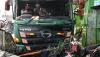 Penampakan Truk Kontainer Tabrak Halte di Bekasi, 7 Anak Sekolah Meninggal - Bagian 3
