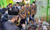 Tabur Bunga Guru SDN Kota Baru II dan III di Lokasi Kecelakaan Truk Maut Diiringi Isak Tangis