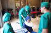 Misi dr Lie Dharmawan Tekan Angka Kematian Calon Ibu dan Bayi di Kawasan Terpencil di Indonesia Barat