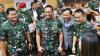 Momen Prabowo Rangkul Andika dan Dudung di Rapat DPR