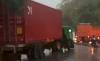  Truk Trailer Tabrak Tebing dan Melintang, Arus Lalu Lintas Salatiga-Semarang Tersendat