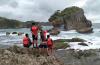  Jatuh dari Tebing, Pengunjung Pantai Jungwok Gunungkidul Hilang Digulung Ombak
