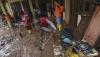 Material Lumpur Banjir Bandang Penuhi Jalan dan Bangunan di Ngaliyan Semarang - Bagian 4