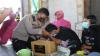 Kisah Pelajar Sukabumi Banting Tulang Bantu Keluarga, Nyambi Jual Sayuran