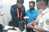 Petugas Cleaning Service Jujur, Serahkan Tas Berisi Uang Rp40 Juta Milik Penumpang Kereta yang Tertinggal 