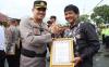 Bantu Polisi Ungkap Identitas Pembunuh Cici, Warga Sukabumi Diberi Penghargaan