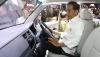 Momen Presiden Jokowi Duduk di Ruang Kemudi Mobil Listrik Esemka Bima EV - Bagian 2