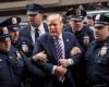 Bakal Didakwa Pengadilan Manhattan Atas Tuduhan Suap, Gambar Palsu Donald Trump Ditangkap Trending di Twitter 