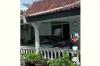  Viral Mobil Miliaran Rupiah Parkir di Teras Rumah Sederhana, Netizen: Rumahku Sederhana, Mobil Bikin Melongo