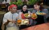 Sulap Pramusaji Karen’s Diner Jadi Kalem, GrabFood Hadirkan Kareem’s Diner - Bagian 4