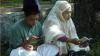 Lebaran, Kuburan Massal Tsunami Aceh Ramai Dikunjungi Peziarah