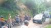 Tebing Cadas Hideung Longsor, Ratusan Kendaraan Sempat Terjebak Macet 