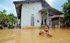 Ratusan Rumah di Kota Baru Jambi Terendam Banjir - Bagian 2