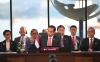 Foto Para Pemimpin ASEAN Bergandengan Tangan Kecuali Myanmar - Bagian 3