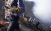 Upacara Yadnya Kasada, Masyarakat Tengger Larung Panen ke Kawah Gunung Bromo