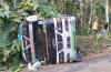 Tak Kuat Menanjak, Minibus Angkut 11 Penumpang Terguling di Samigaluh Kulonprogo