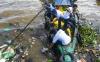 Bersih-Bersih Sungai Musi Angkut 3 Ton Sampah - Bagian 2