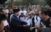 Disambut Relawan Bolone Mase, Prabowo Diteriaki Presiden saat Tiba di Solo