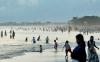 Pantai Double Six Seminyak Dipadati Wisatawan Menikmati Libur Panjang - Bagian 2