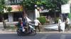 Satpol PP Tertibkan Puluhan Spanduk People Power di Solo 