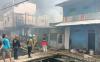 Kebakaran di Penjaringan Jakut, Puluhan Rumah Semi Permanen Ludes Dilalap Api - Bagian 2