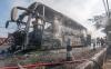 Penampakan Bus Pariwisata Hangus Terbakar di Jalan Solo-Yogyakarta - Bagian 3