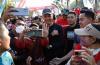 Ketika Ribuan Warga Klaten Ramai-Ramai Pakai Kaus Thanks to Pak Ganjar