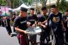 Aksi Ratusan Santri Tahfidz Alquran Pungut Sampah Berserakan di Jalanan - Bagian 1