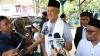 Silaturahmi dengan Tokoh Lintas Agama, Ganjar Pranowo Dihadiahi Serban Putih hingga Keris