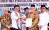 Pacu Pertumbuhan Ekonomi, Kementerian ATR/BPN Serahkan Sertifikat Tanah Ulayat