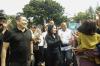 Intip Momen Hary Tanoesoedibjo dan Liliana Tanoesoedibjo Terjun Langsung ke Masyarakat Beri Bantuan
