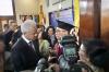 Hadiri Pengukuhan Guru Besar UGM, Capres Ganjar Pranowo Disambut Tepuk Tangan Meriah