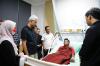Ganjar Ditemani Siti Atikoh Jenguk Dua Relawan Korban Penganiayaan Oknum TNI