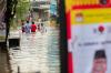 Jalan Kemang Utara Banjir, Mobil dan Motor Tidak Bisa Melintas  - Bagian 3