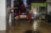 Ribuan Warga Braga Terdampak Banjir Luapan Sungai Cikapundung Bandung - Bagian 2